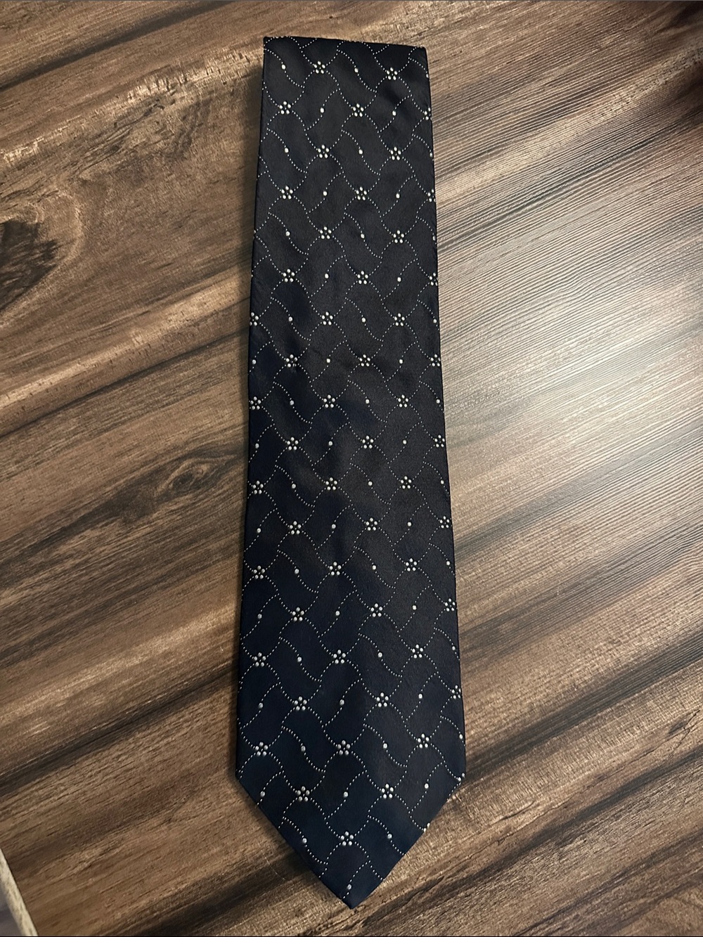 Valentino Classic Men's Black Wave Pattern Tie